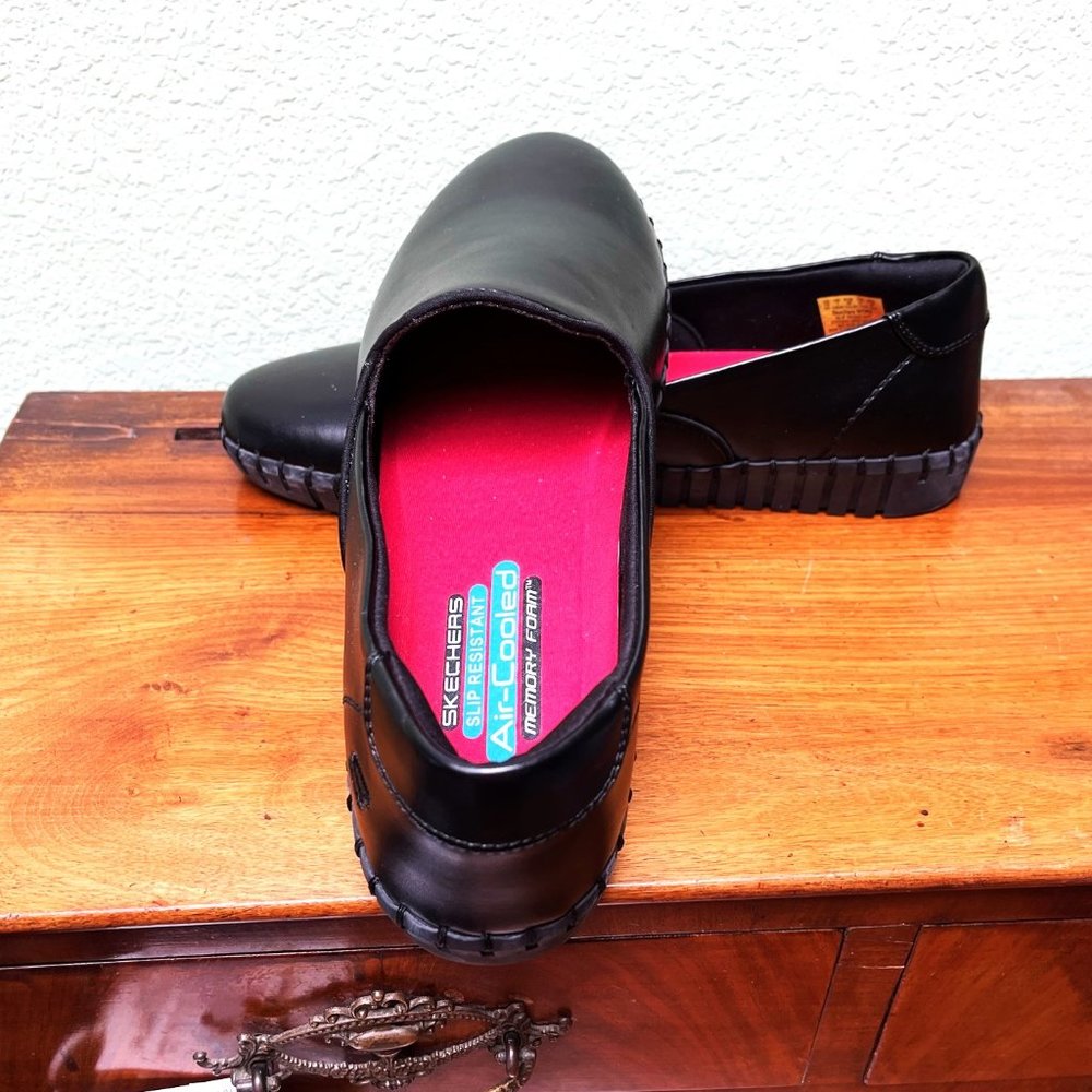 Skechers Memory Foam Air-Cooled Slip-Resistant Black Flats 10 NWOT